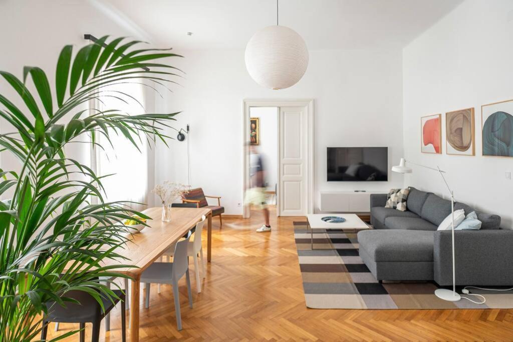 Apartment Herzer Zagreb Exterior photo